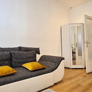  Appartamento Wiener Buddha Style Flat With Inner Garden- Marzstrasse
